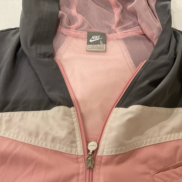 Nike Hooded Track Jacket Windbreaker Full Zip Pink & Grey Girls’ Size L (12-14) - Picture 3 of 12